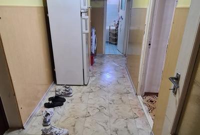 Apartament cu 2 camere decomandat în Micro 20 - 6