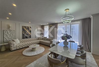 Apartament cu 4 camere decomandat, mobilat în Iancu Nicolae