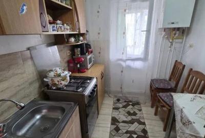 Apartament cu 2 camere decomandat, mobilat în Galata - 3