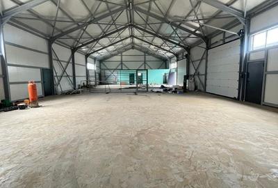 Spațiu comercial, de 400 mp, în Central - 11