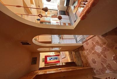 Apartament cu 2 camere nedecomandat, mobilat în Simeria - 1