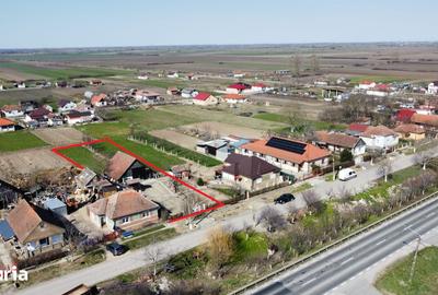 Teren de 1400 mp, în Central