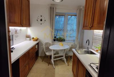 Apartament cu 3 camere decomandat în Andrei Mureșanu - 2