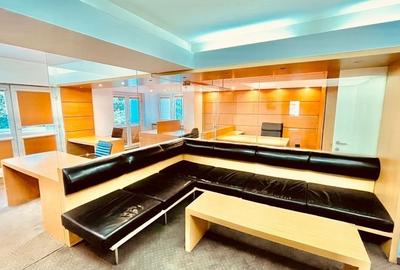 Apartament cu 5 camere, mobilat în Unirii - 1