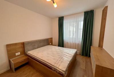 Apartament cu 2 camere decomandat, mobilat în Tractorul - 3