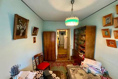 Apartament cu 4 camere decomandat în Podu Roș - 6