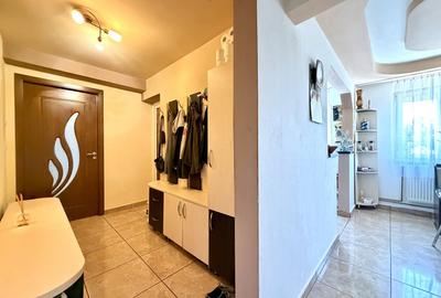 Apartament cu 4 camere semidecomandat, mobilat în Dacia - 10