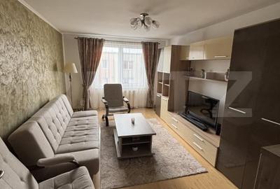 Apartament cu 3 camere decomandat, mobilat în Tudor