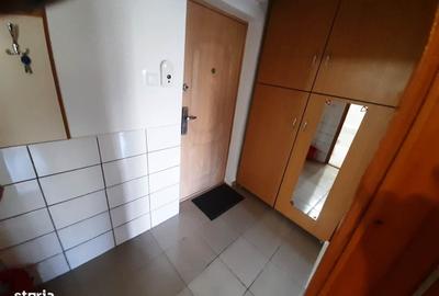 Garsonieră decomandată în Micro 14 - 6