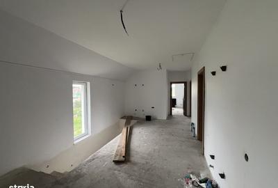 Casă cu 4 camere în Ambud - 12