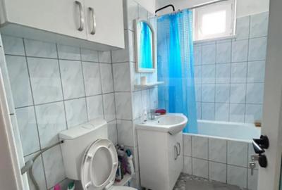 Apartament cu 3 camere decomandat în Calea Moldovei - 6