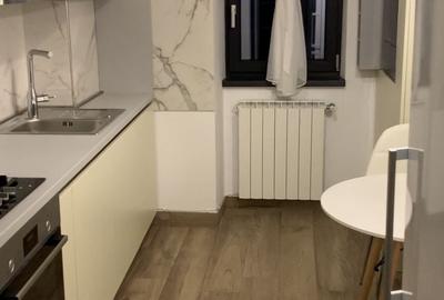 Apartament cu 2 camere decomandat în Independenței