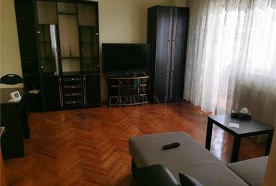 Apartament cu 3 camere decomandat în Simion Bărnuțiu