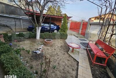 Casă cu 5 camere decomandat cu Teren 295 Mp în Strejnicu