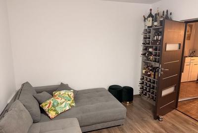 Apartament cu 2 camere decomandat în Colentina