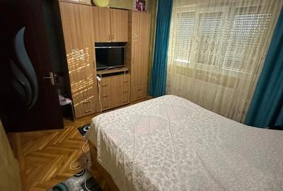 Apartament cu 2 camere decomandat în Micro 19