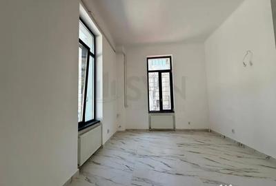 Spațiu comercial, de 800 mp, în Ultracentral - 7
