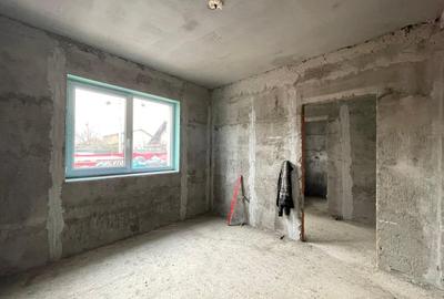 Duplex cu 4 camere cu Canalizare în Moșnița Nouă - 6