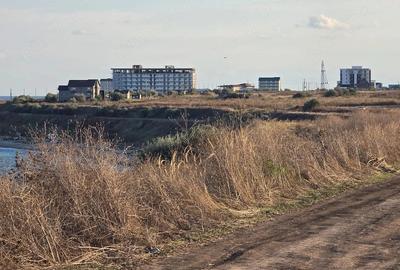 Teren de 14000 mp, în Tuzla