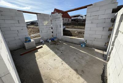Casă individuală cu 4 camere cu Canalizare în Chinteni - 5