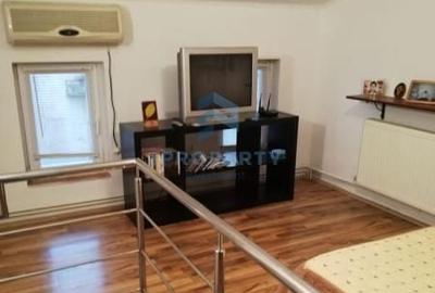 Casă cu 2 camere cu Teren 200 Mp în Tineretului