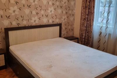 Apartament cu 3 camere decomandat în Popa Șapcă