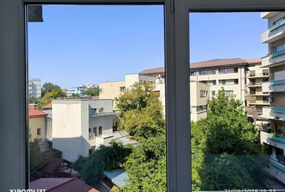 Apartament cu 3 camere decomandat în Clucerului - 2