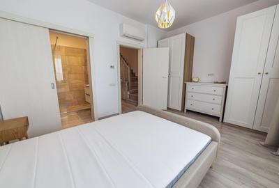 Duplex cu 4 camere cu Canalizare în Central - 7