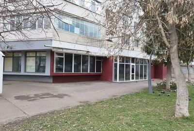 Spațiu comercial, de 175.05000305176 mp, în Micro 39