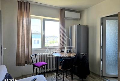 Apartament cu 2 camere semidecomandat, mobilat în Șega
