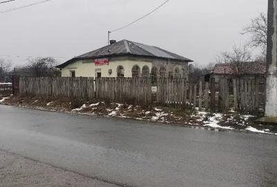 Spațiu comercial, în Plătărești - 8