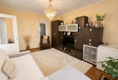 Apartament cu 3 camere decomandat, mobilat în Micro 15 - 5