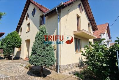 Casă cu 4 camere în Cetate