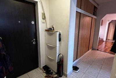 Apartament cu 3 camere semidecomandat, mobilat în Titan - 7