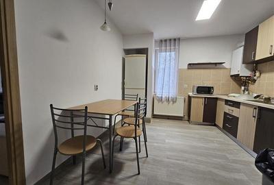 Apartament cu 2 camere semidecomandat în Cornișa