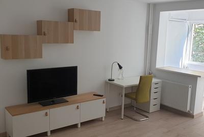 Garsonieră decomandată în Lujerului