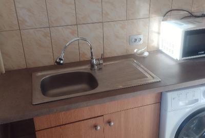 Garsonieră decomandată în Grozăvești