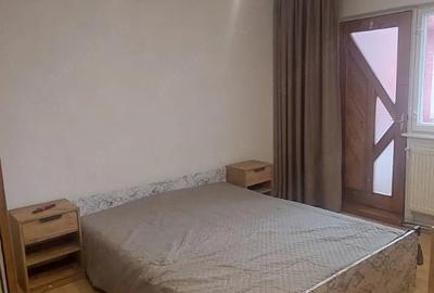 Apartament cu 3 camere decomandat în Central - 2