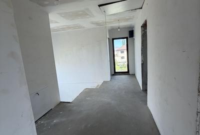 Casă cu 5 camere cu Teren 335 Mp în Central - 17