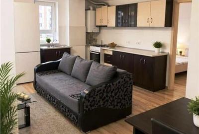 Apartament cu 2 camere decomandat, mobilat în Tractorul - 1