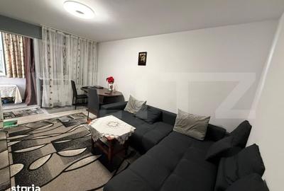 Apartament cu 3 camere decomandat în Cetate