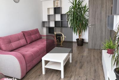 Apartament cu 3 camere decomandat în Tractorul