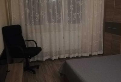 Apartament cu 3 camere decomandat în Central - 1