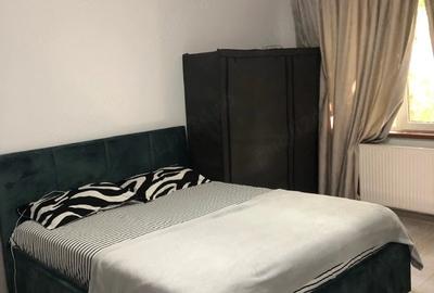 Apartament cu 3 camere decomandat în Central - 1
