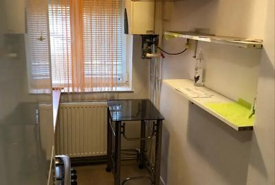 Apartament cu 2 camere semidecomandat în Micro 14 - 4