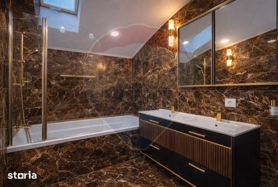 Casă cu 5 camere cu Teren 330 Mp în Central