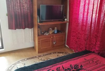 Casă cu 3 camere cu Teren 2700 Mp în Vrancea