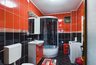 Casă individuală cu 6 camere cu Canalizare în Titan - 3