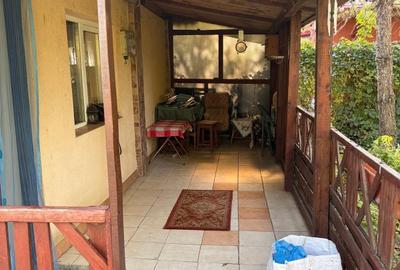 Casă cu 3 camere în Central