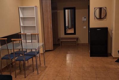 Apartament cu 2 camere în Militari